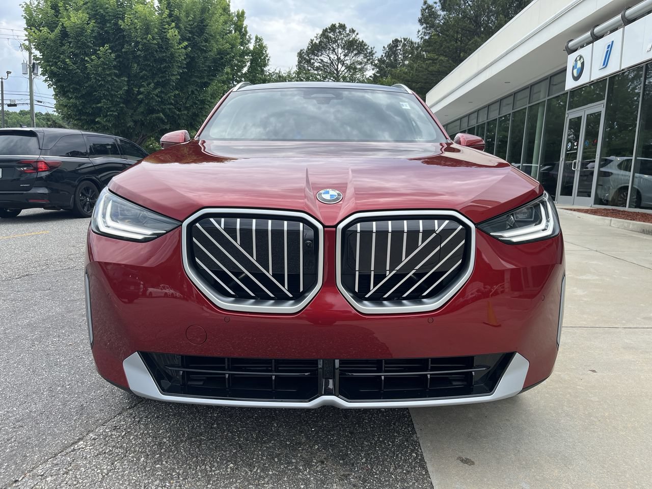 Used 2026 BMW X3 xDrive30i w/ Premium Package AWD/4WD image 3