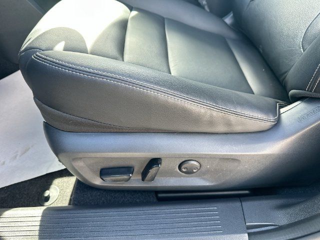 Used 2023 Nissan Rogue SL AWD/4WD image 39