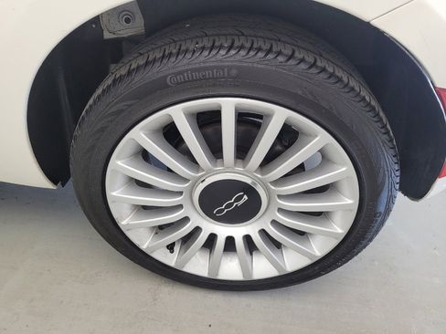 Used 2017 FIAT 500 Lounge FWD image 31