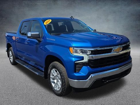 Used 2024 Chevrolet Silverado 1500 LT w/ Protection Package AWD/4WD image 10