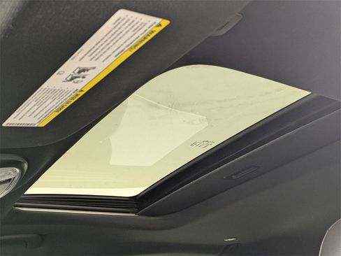 Certified 2021 Jeep Grand Cherokee Limited image 25