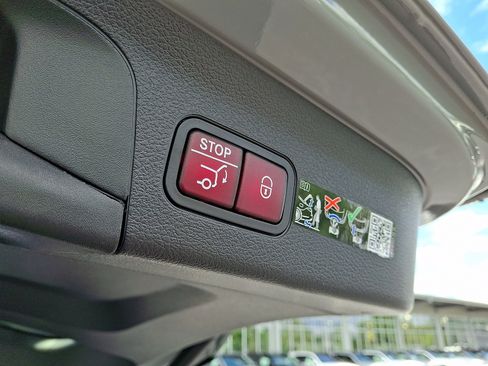 Certified 2026 Mercedes-Benz GLS 63 AMG 4MATIC image 34