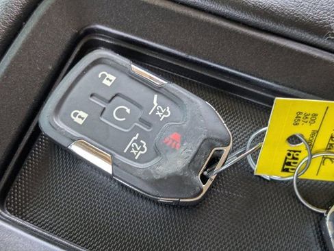 Used 2019 GMC Yukon SLT RWD image 28