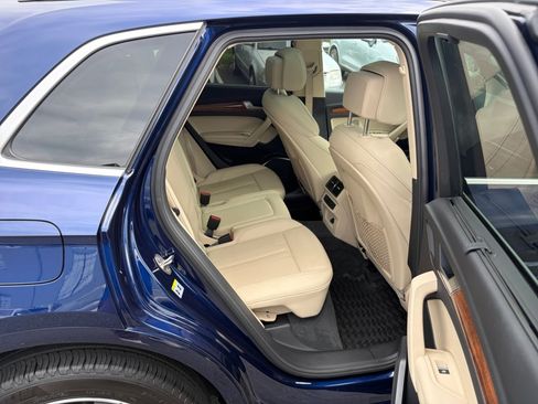 Used 2022 Audi Q5 2.0T Premium Plus AWD/4WD image 29