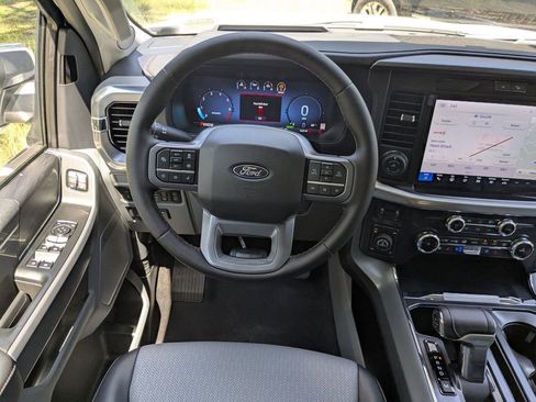 New 2025 Ford F150 Lariat w/ Equipment Group 502A High image 32