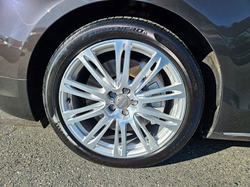 Used 2015 Audi A8 L 4.0T w/ Premium Package image 8