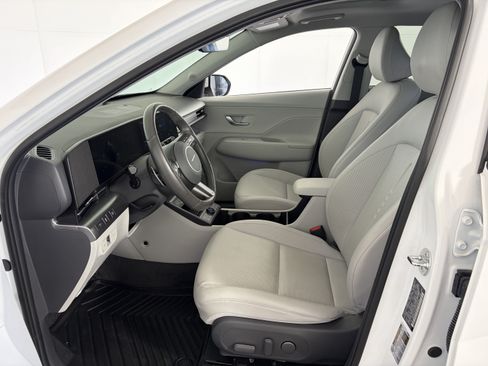 Used 2024 Hyundai Kona Limited AWD/4WD image 6