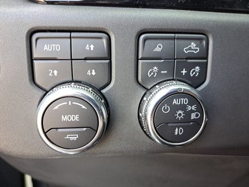 Used 2023 GMC Sierra 1500 Elevation w/ Elevation Premium Package AWD/4WD image 34