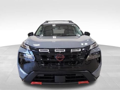 Used 2025 Nissan Rogue SV w/ Rock Creek Premium Package AWD/4WD image 4