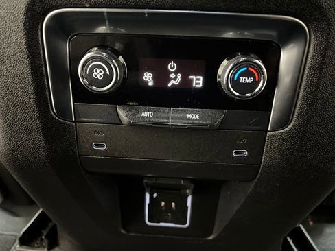 Used 2025 Chevrolet Tahoe Z71 image 22