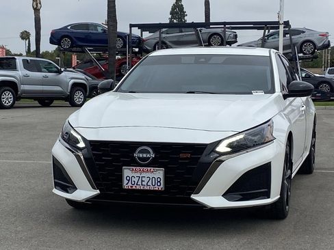 Used 2023 Nissan Altima 2.5 SR w/ SR Premium Package FWD image 44