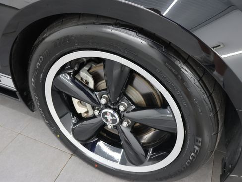 Used 2007 Ford Mustang GT Premium RWD image 3