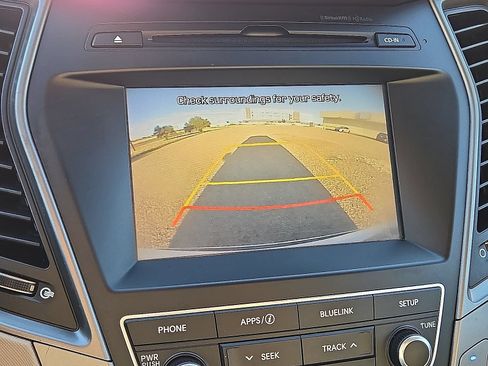 Used 2017 Hyundai Santa Fe Sport FWD image 27