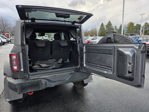 Used 2021 Ford Bronco Wildtrak image 10