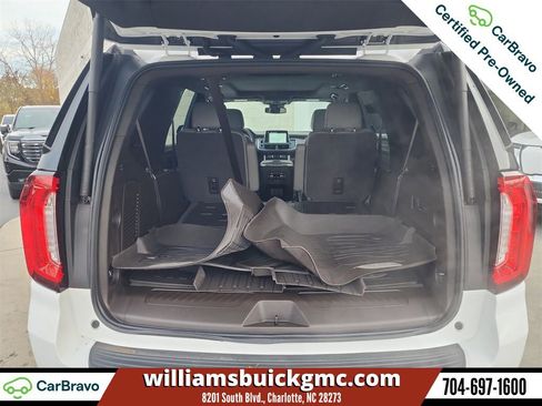 Used 2023 GMC Yukon SLT w/ SLT Premium Package image 27