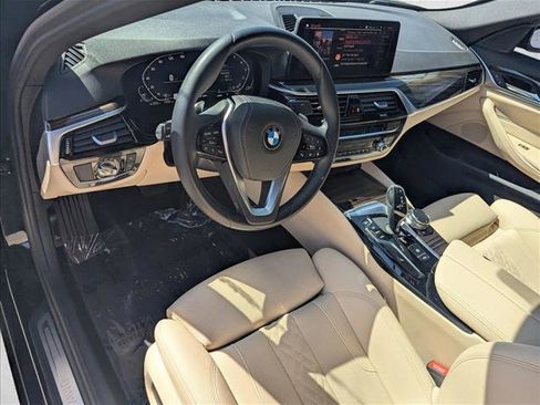 Certified 2023 BMW 540i 540i w/ Convenience Package image 9