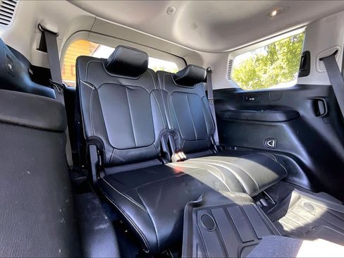 Used 2022 Jeep Grand Cherokee L Limited image 27