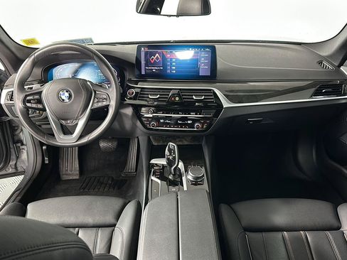 Certified 2023 BMW 540i xDrive w/ Premium Package AWD/4WD image 2