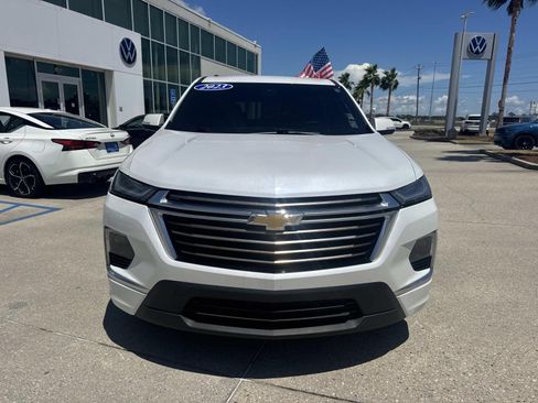 Used 2023 Chevrolet Traverse High Country w/ LPO, Floor Liner Package FWD image 2