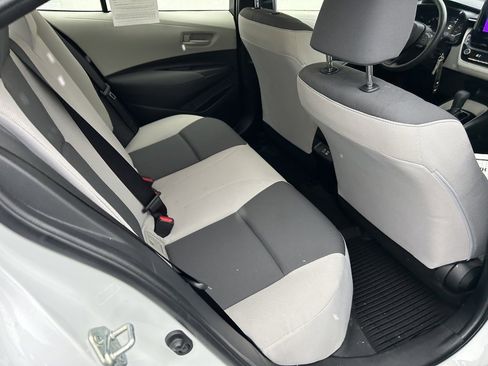 Used 2023 Toyota Corolla LE image 13