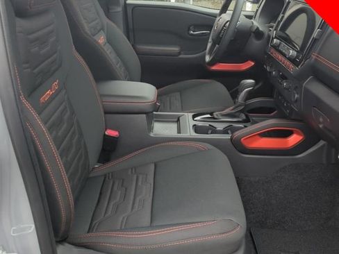 New 2025 Nissan Frontier PRO-4X image 21