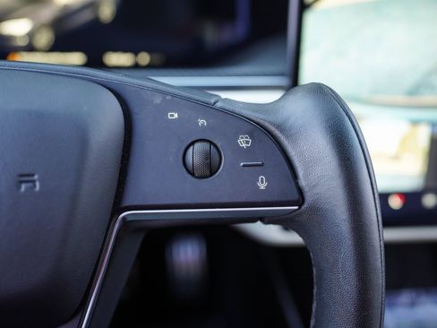 Used 2021 Tesla Model S Plaid image 29