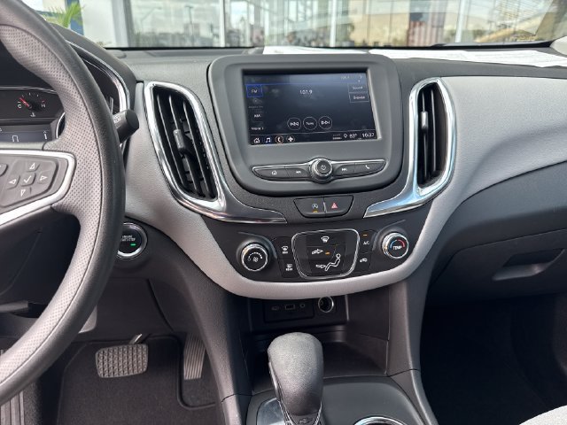 Certified 2024 Chevrolet Equinox LS w/ LS Convenience Package FWD image 18