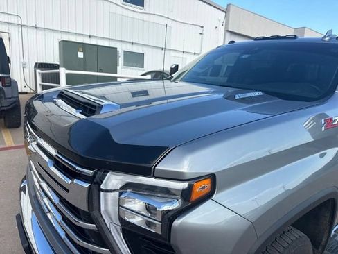 Used 2024 Chevrolet Silverado 2500 LTZ w/ LTZ Convenience Package AWD/4WD image 14