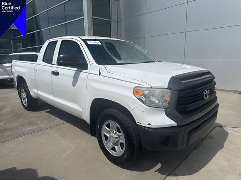 Used 2017 Toyota Tundra SR image 1