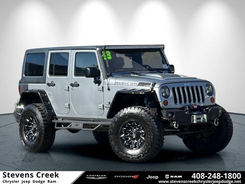 Used 2013 Jeep Wrangler Unlimited Rubicon w/ Connectivity Group AWD/4WD image 1