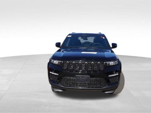New 2025 Jeep Grand Cherokee Limited image 8