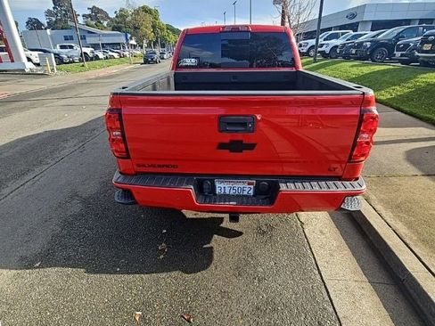 Used 2018 Chevrolet Silverado 1500 LT w/ Rally 2 Edition image 2