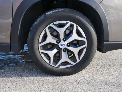 Used 2019 Subaru Forester Premium w/ Popular Package #1 image 9