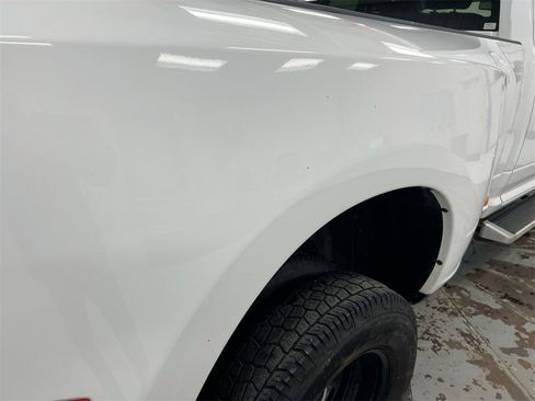 Used 2016 RAM 3500 Tradesman w/ Chrome Appearance Group image 28