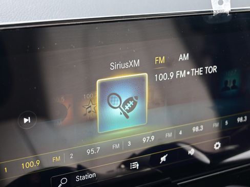 Used 2022 Mercedes-Benz GLA 250 4MATIC image 30