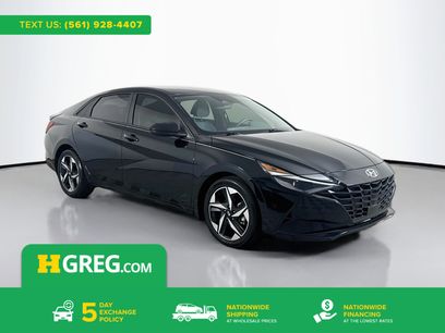 Used 2023 Hyundai Elantra SEL w/ Convenience Package