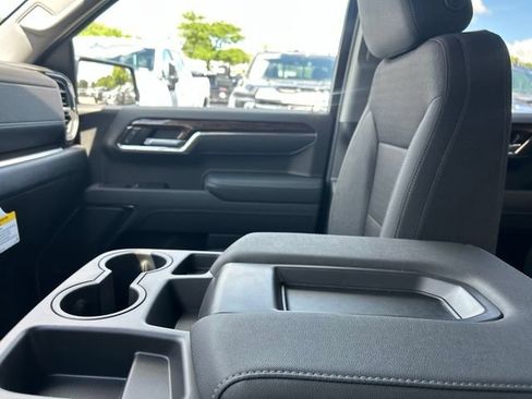 New 2026 GMC Sierra 1500 Elevation w/ Elevation Select Package AWD/4WD image 32