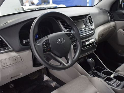 Used 2017 Hyundai Tucson SE image 8