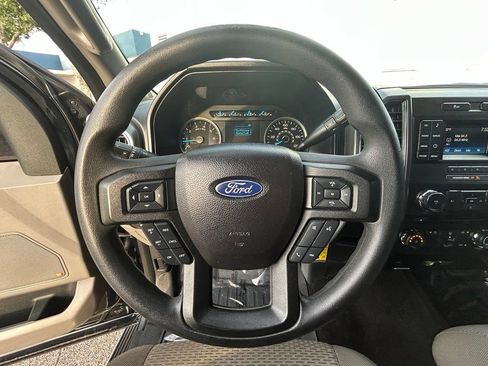 Used 2017 Ford F150 XLT RWD image 14