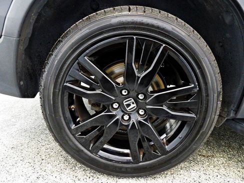 Used 2020 Honda Pilot Black Edition image 23