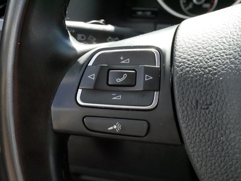 Used 2018 Volkswagen Tiguan Limited AWD/4WD image 25