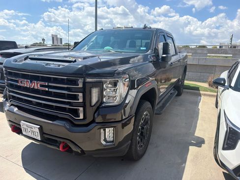 Used 2021 GMC Sierra 2500 AT4 w/ AT4 Premium Plus Package AWD/4WD image 1