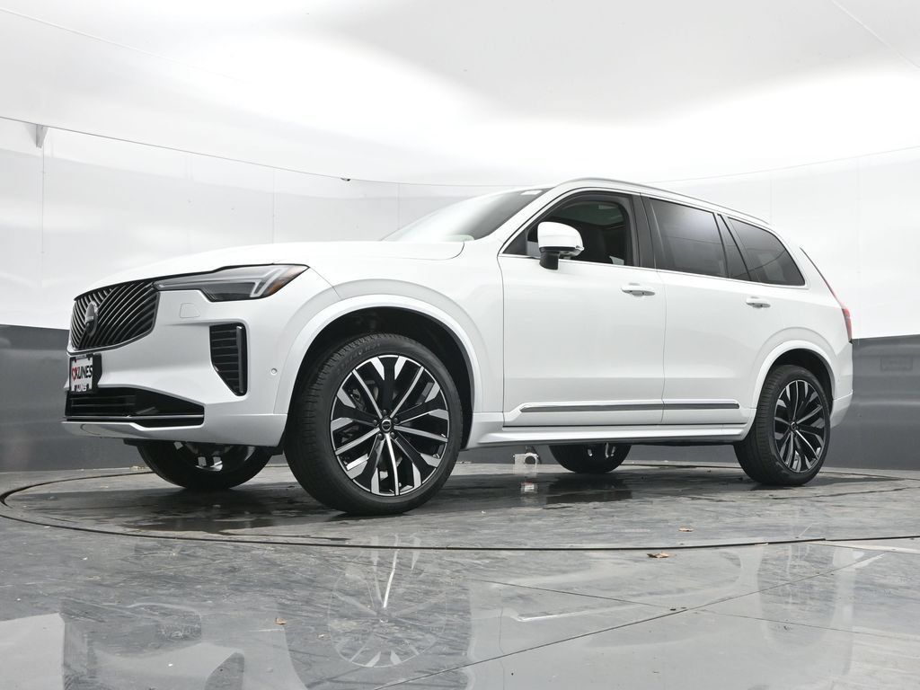 New 2026 Volvo XC90 B6 Plus w/ Protection Package AWD/4WD image 39