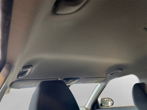 Used 2022 Kia Seltos LX image 23