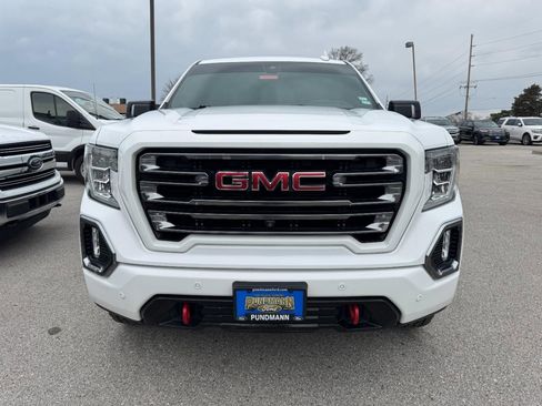 Used 2020 GMC Sierra 1500 AT4 w/ Off-Road Performance Package image 2