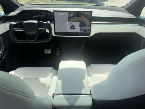 Used 2022 Tesla Model X AWD/4WD image 13
