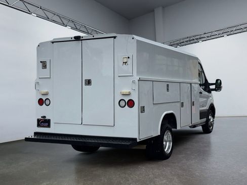 Used 2023 Ford Transit 350 w/ Interior Upgrade Package RWD image 4