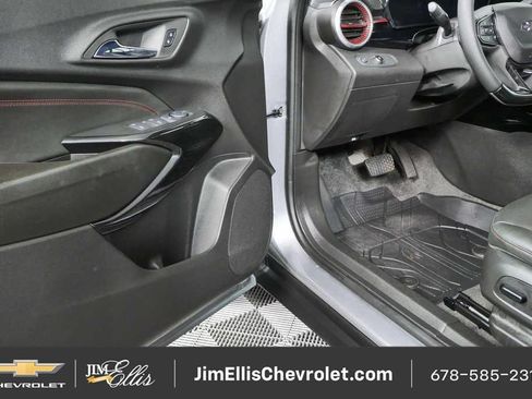 Certified 2026 Chevrolet Trax RS w/ Driver Confidence Package FWD image 7