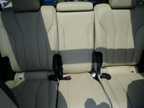 Used 2024 Acura MDX SH-AWD w/ Advance Package image 13