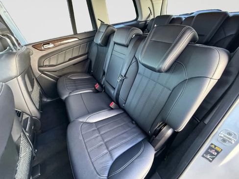 Used 2016 Mercedes-Benz GL 450 4MATIC image 13